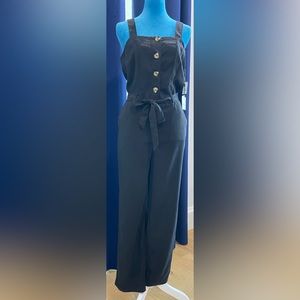 Laundry by Shelli Segal
Women's Black Sleeveless Jumpsuit, Size XS